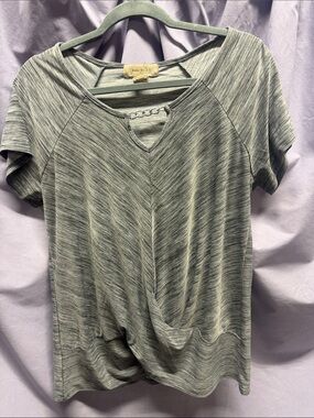 Diana Belle Heather Gray Short Sleeve Twist Front Tee